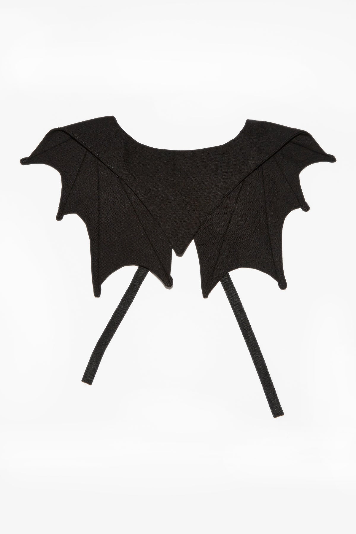 The Bat Collar in Black